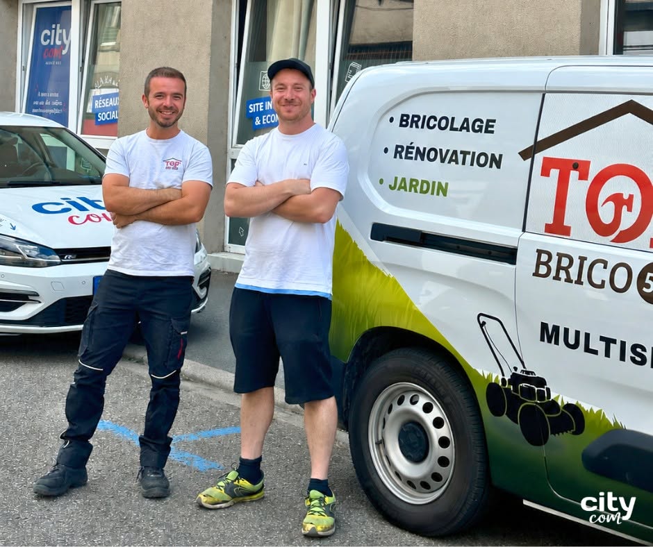 Marquage de l'utilitaire de Top Brico 57 à Sarrebourg
